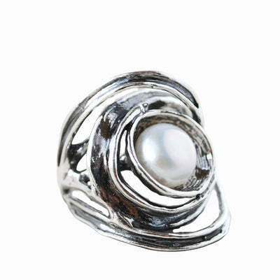 Nouvelle Pearl Ring